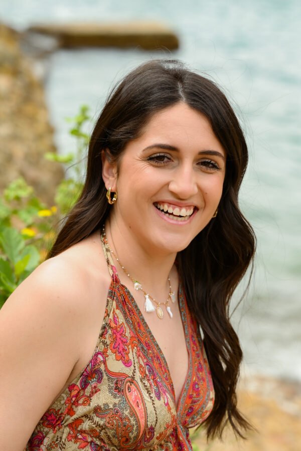 Collier doré perles blanches