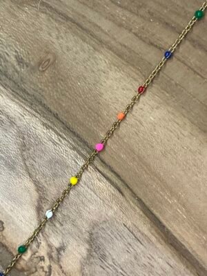 image00035 Collier doré perles multicolores