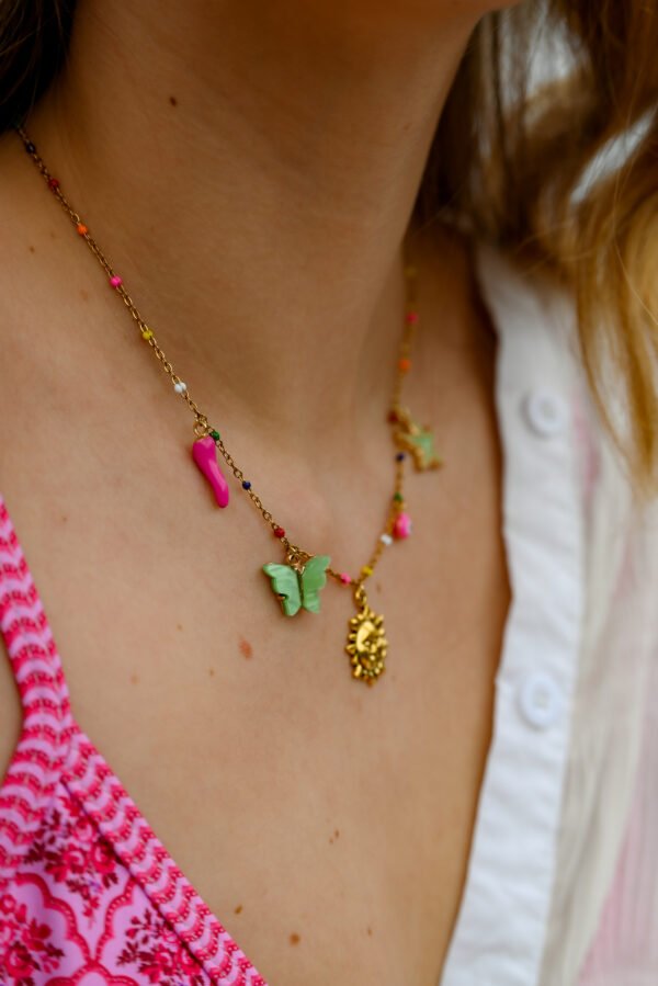 IMG_2421 Collier doré perles multicolores